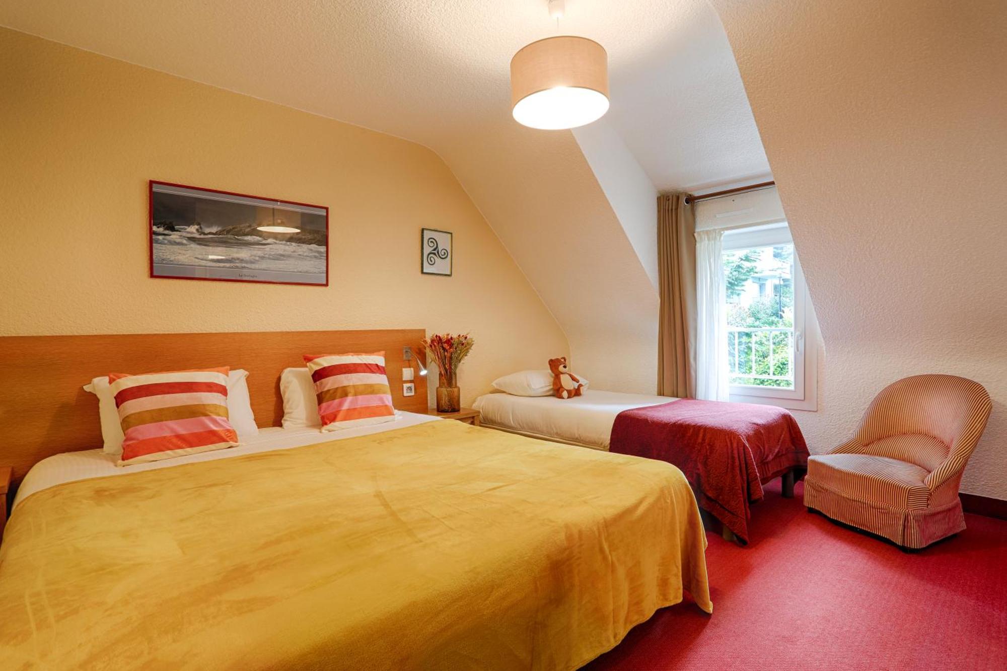Hotel Le Branhoc - Brit Hotel Auray Exterior photo