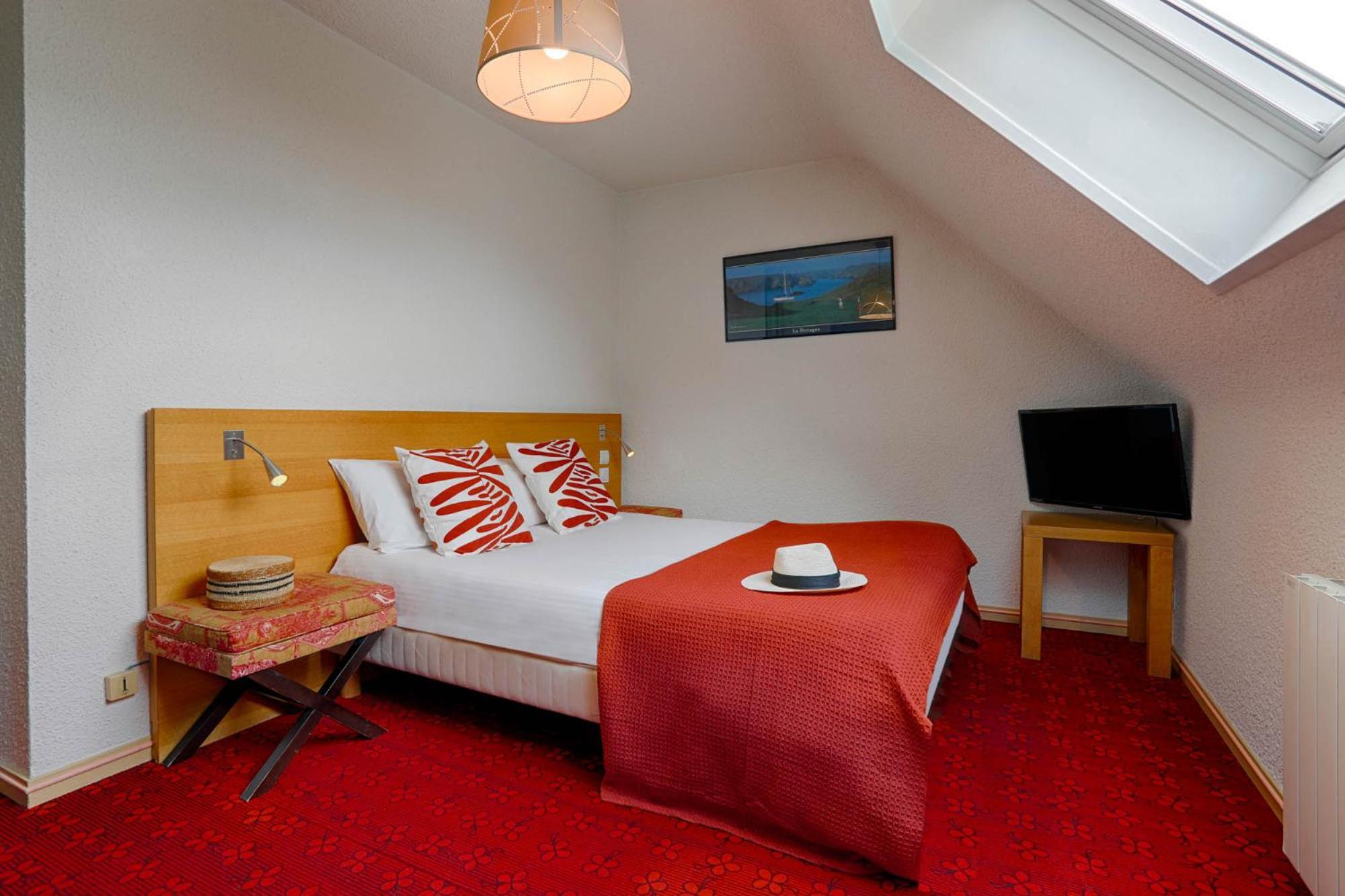 Hotel Le Branhoc - Brit Hotel Auray Exterior photo