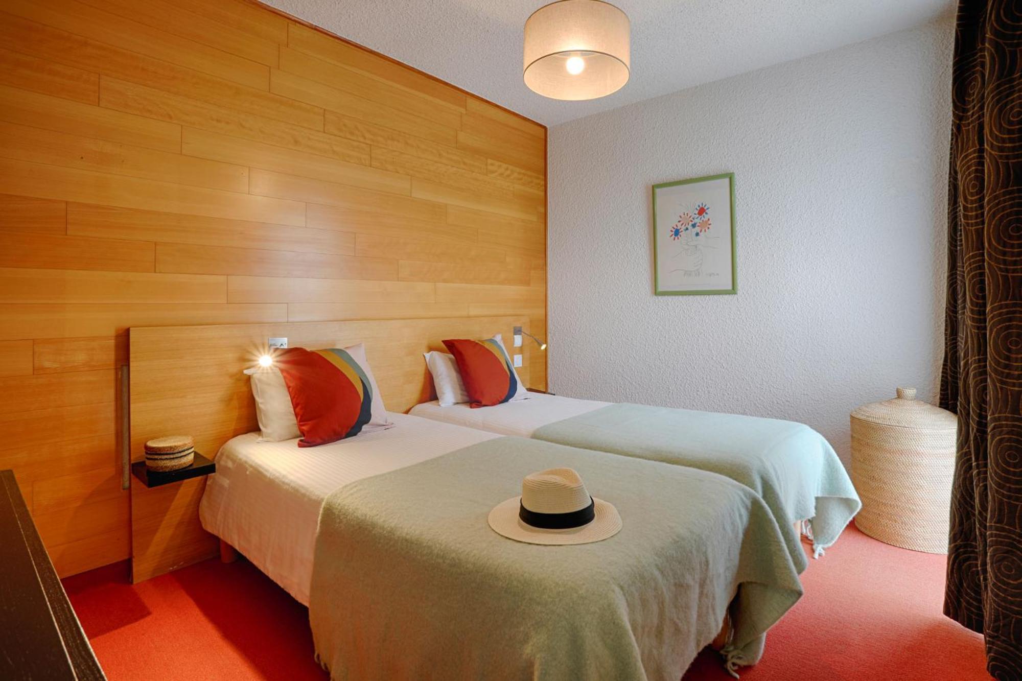 Hotel Le Branhoc - Brit Hotel Auray Exterior photo