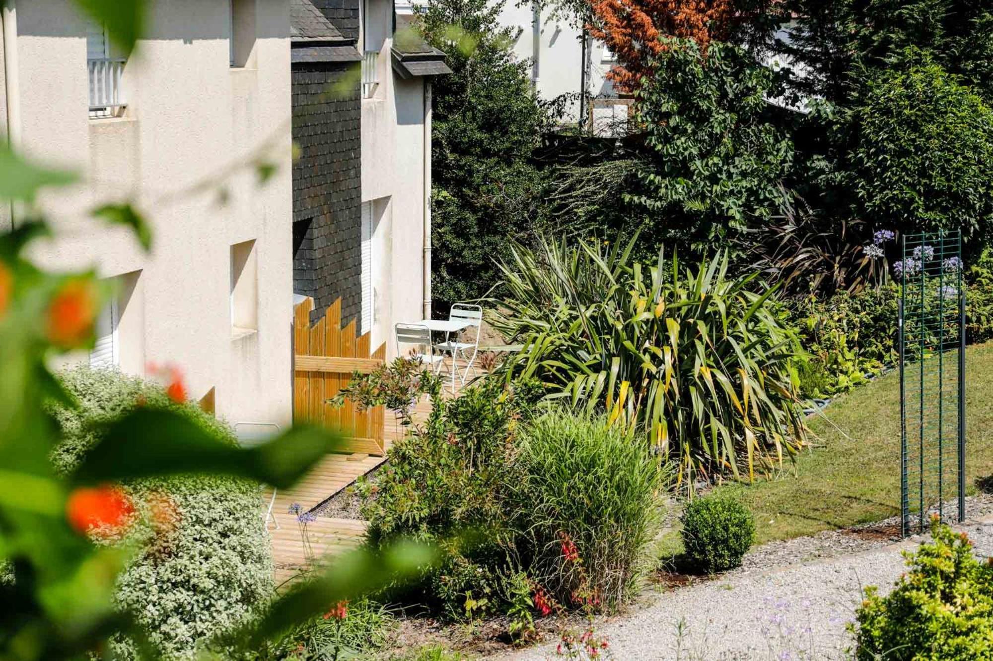 Hotel Le Branhoc - Brit Hotel Auray Exterior photo