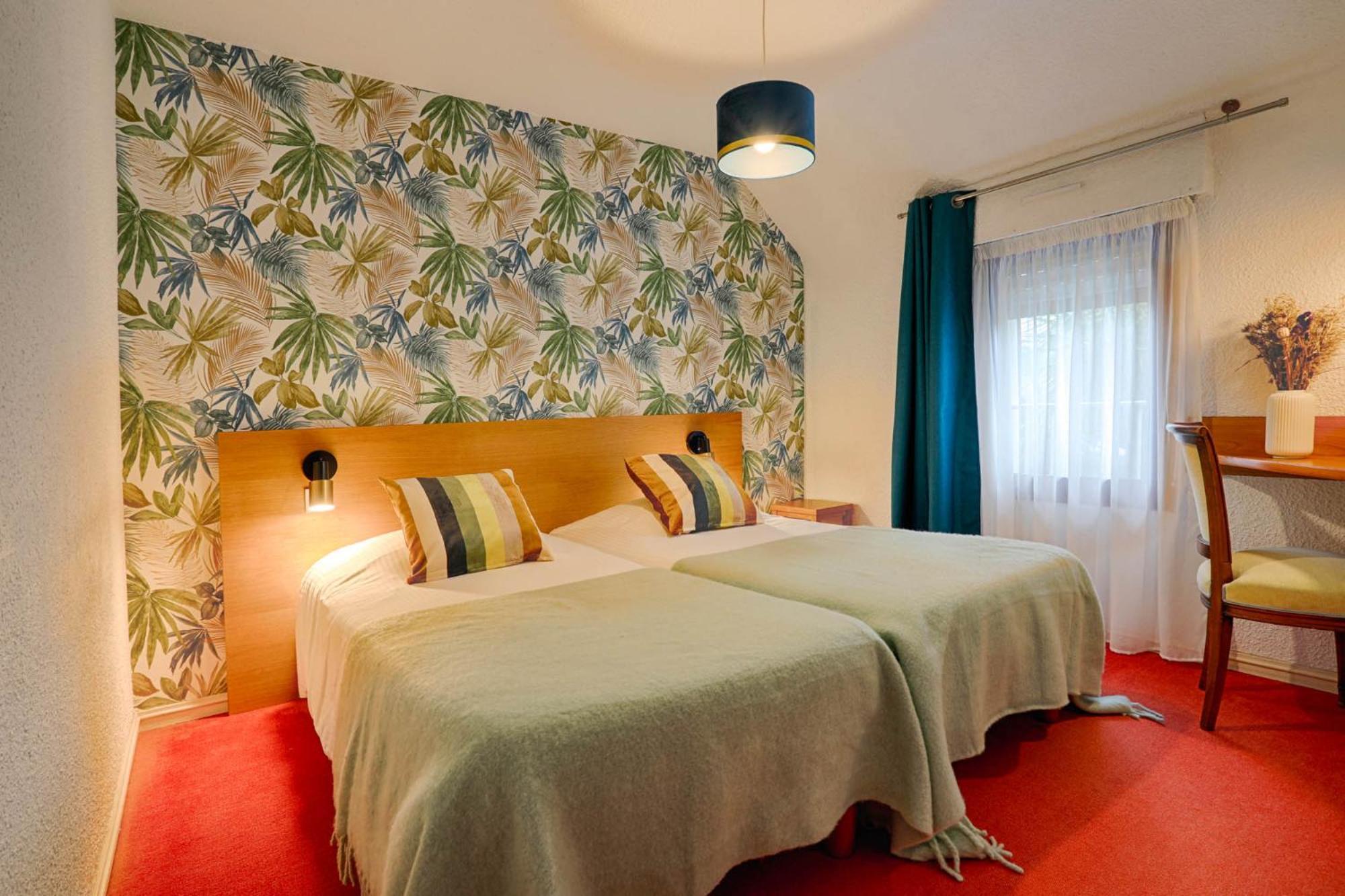 Hotel Le Branhoc - Brit Hotel Auray Exterior photo