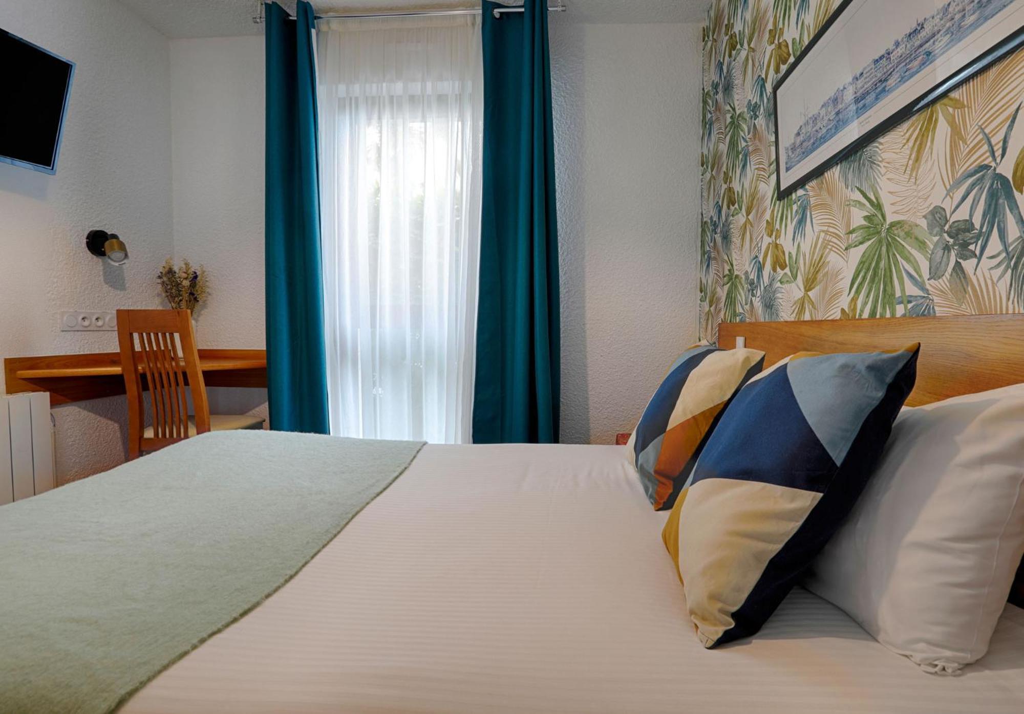 Hotel Le Branhoc - Brit Hotel Auray Exterior photo